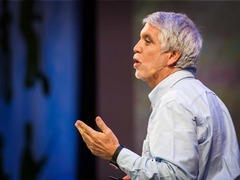 Enrique Peñalosa: Why buses represent democracy in action